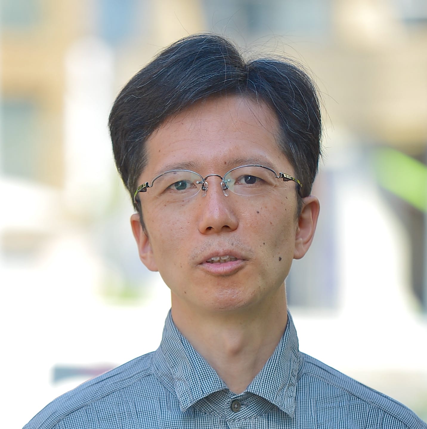 塩田 健一氏
